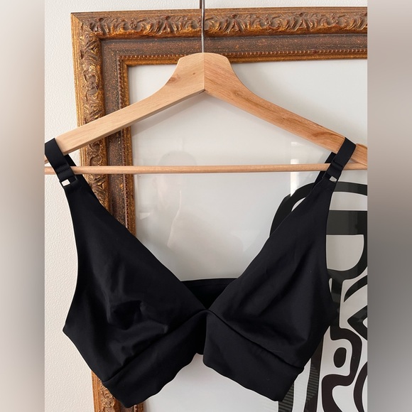 Everlane The Invisible Bra - Picture 1 of 7